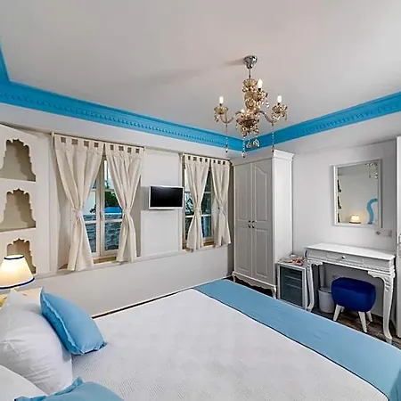Mavi Beyaz Butik 3* Datca